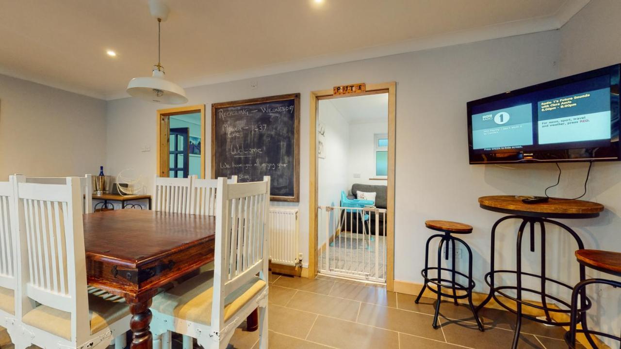Jaw-Dropping Beach House In Anglesey Benllech Luaran gambar