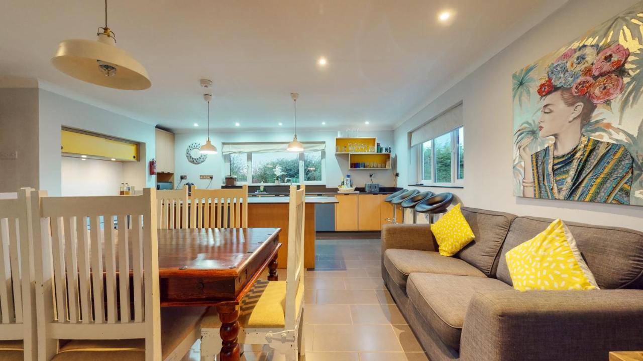 Jaw-Dropping Beach House In Anglesey Benllech Luaran gambar